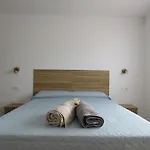 Apartamento Gino House *